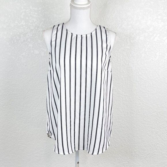 Papaya Black White Striped Relaxed Tank Top Keyhole Back Blouse Size Medium - Picture 1 of 6